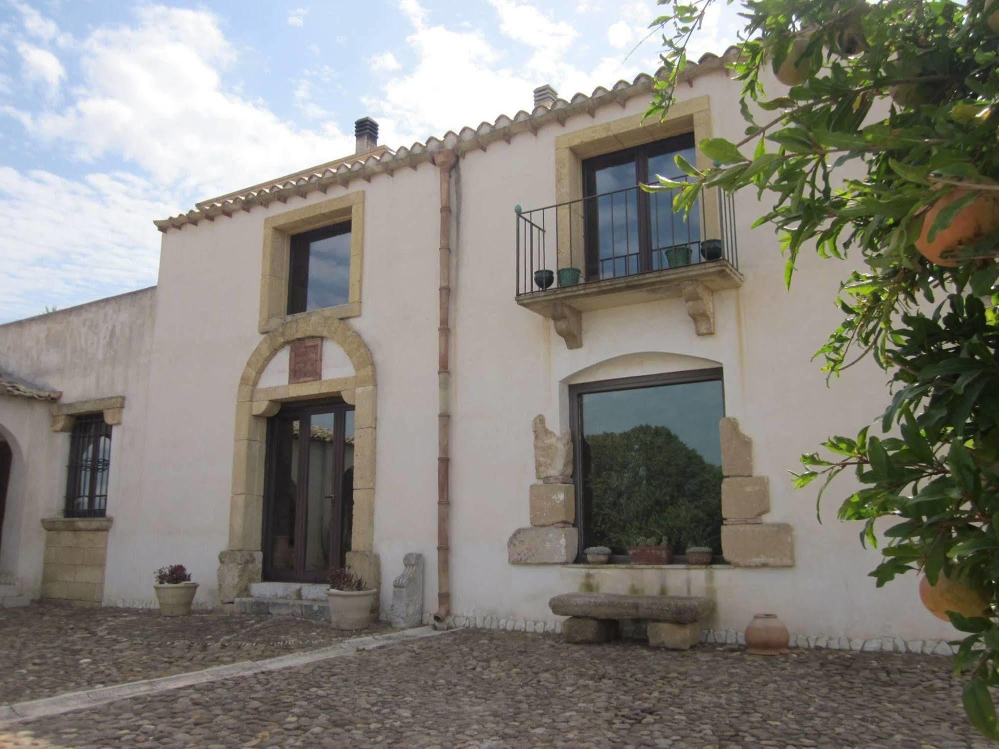 Casale Alma Bed & Breakfast Marsala Dış mekan fotoğraf
