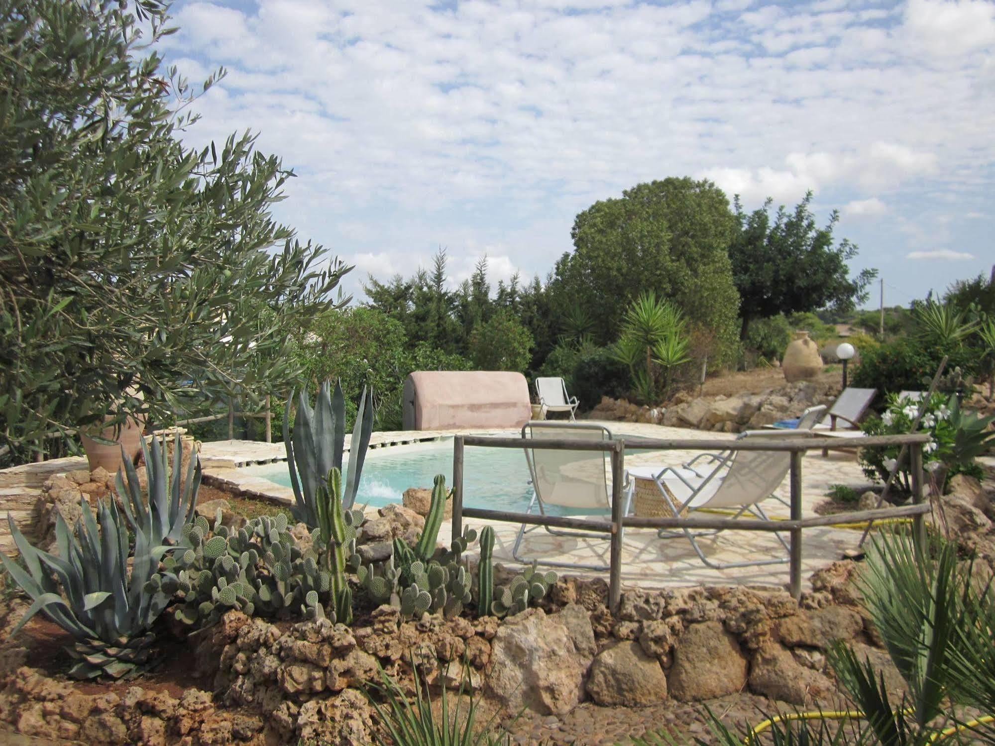 Casale Alma Bed & Breakfast Marsala Dış mekan fotoğraf